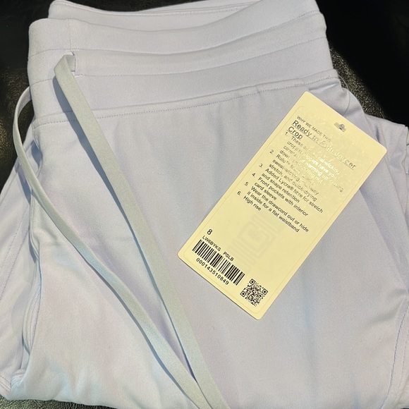 Ready to Rulu Jogger Crop - Picture 2 of 2